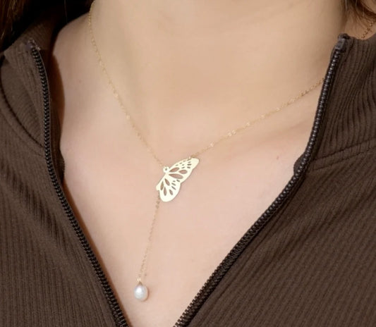 Collier papillon en or18k